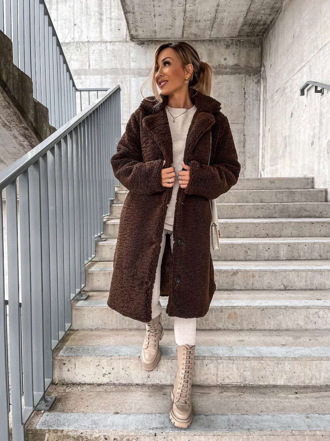 Women's Coat Lamb Wool