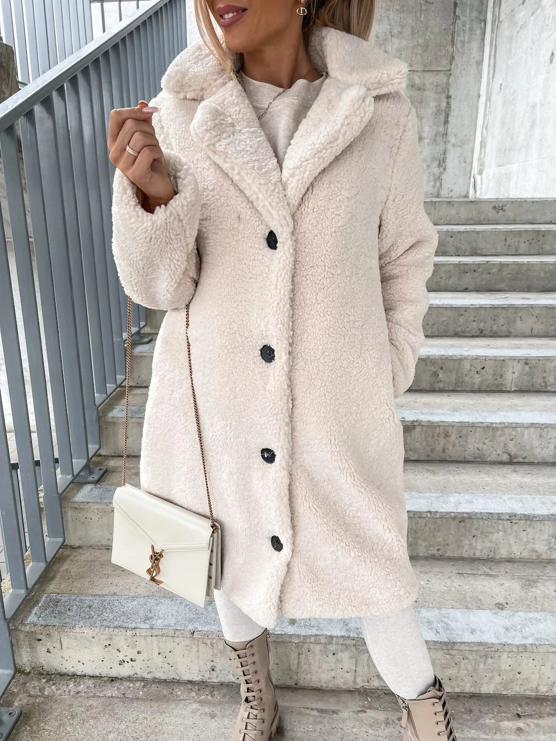 Women's Coat Lamb Wool